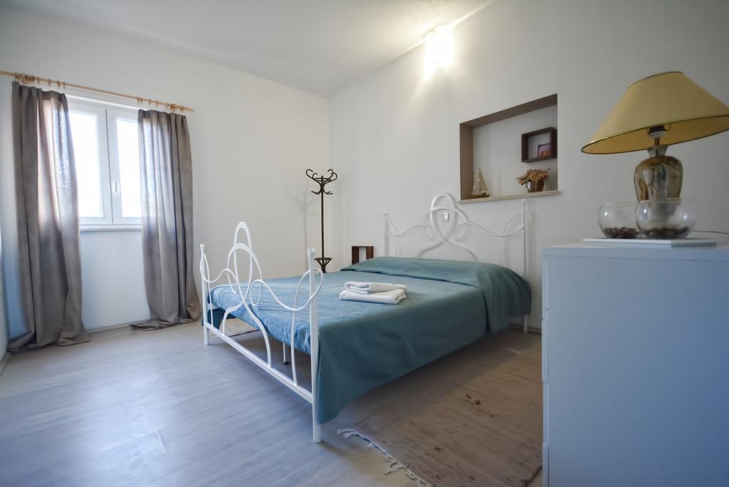 Apartments Bertetic カンファナル エクステリア 写真